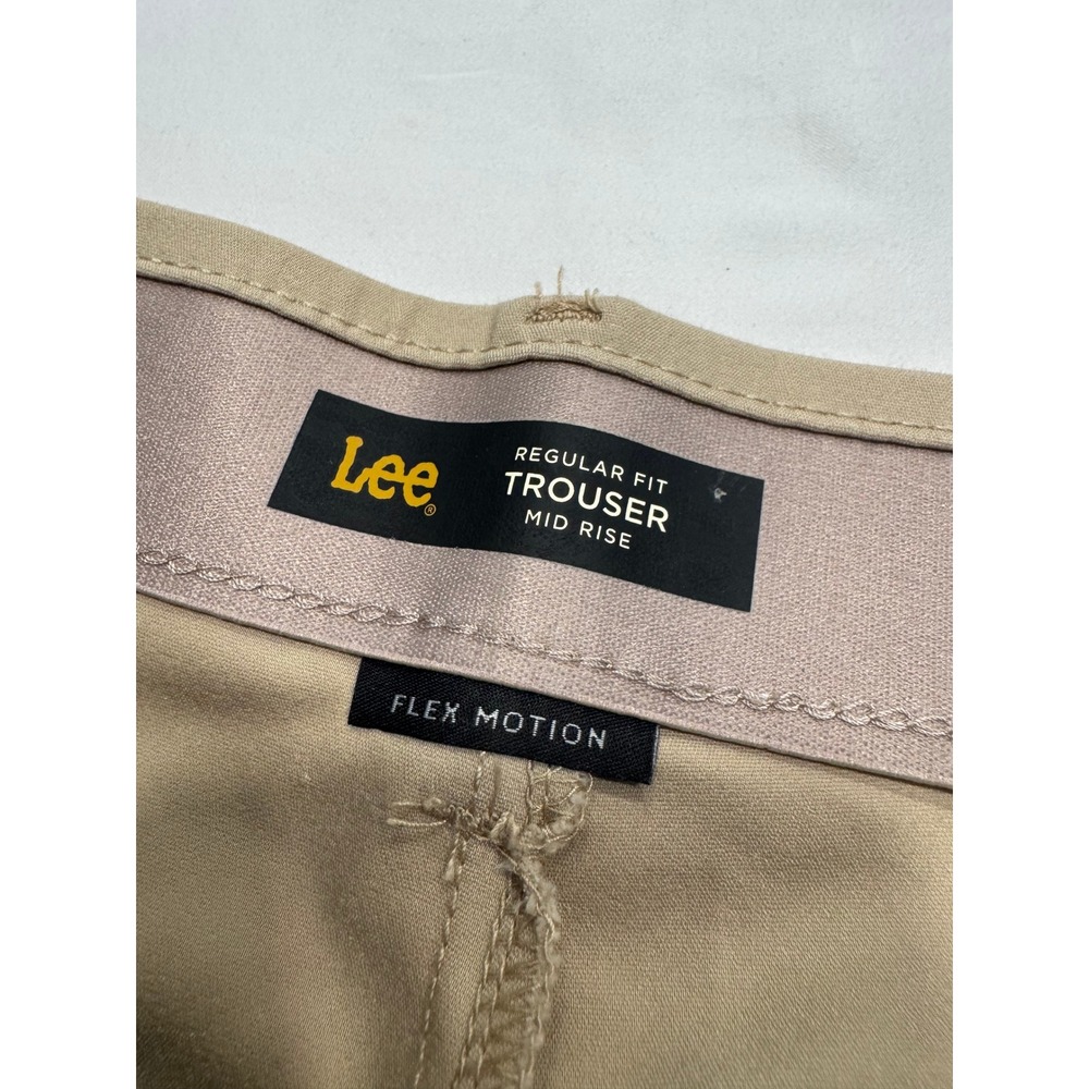 Lee Trouser Flex Motion Regular Fit Mid Rise Pants 10 Short Khaki Tan Excellent - Picture 4 of 8